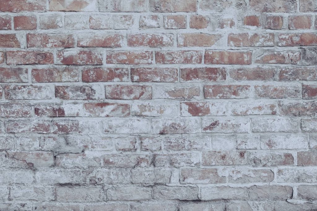 What Efflorescence Is and What It Tells You About a Home